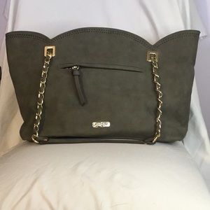 Jessica Simpson shoulder bag.